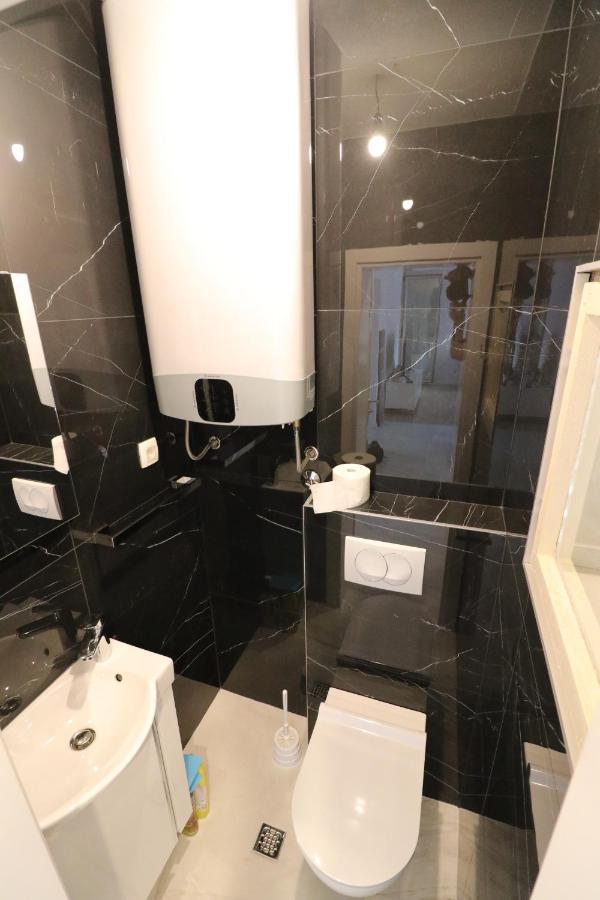 Apartment Sandrita โกตอร์ ภายนอก รูปภาพ